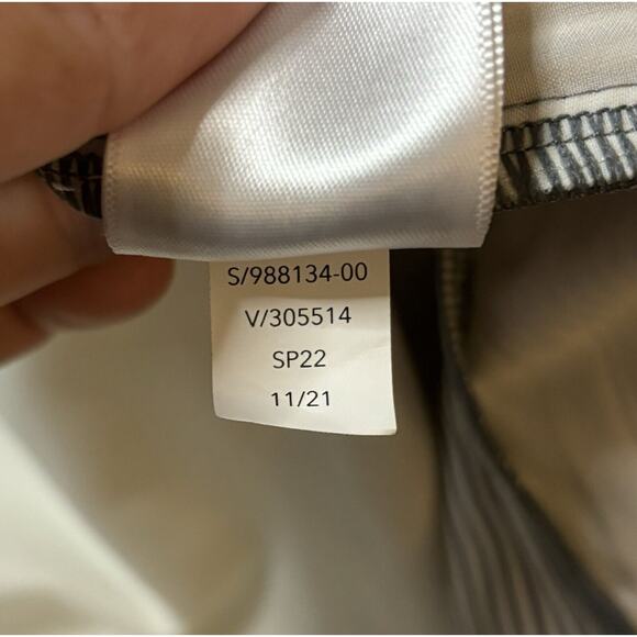 ATHLETA BROOKLYN TEXTURED 16" SKORT IN CITY STRIPE BLACK/ SEA SALT SIZE 8 - Picture 12 of 12